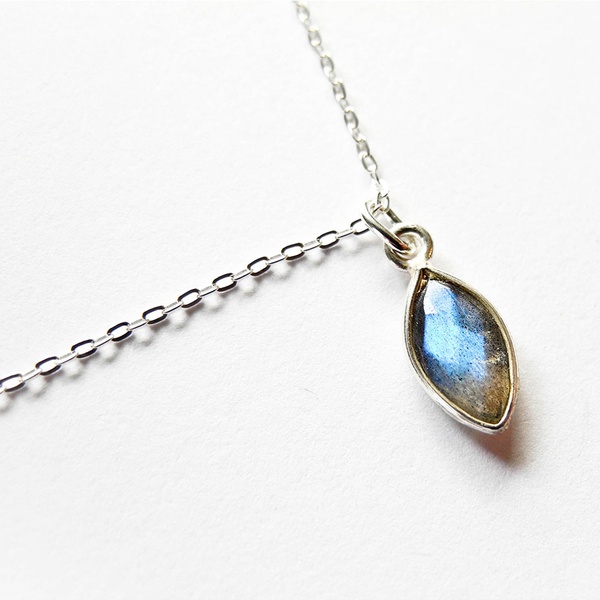 Kette "Sidonie" Labradorit Silber